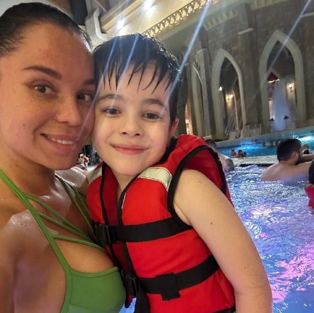 Юлия Колисниченко поздравила младшего сына с днём рождения Юлия Колисниченко поздравила младшего сына с днём рождения