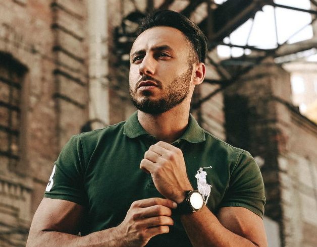 Арай Чобанян готов рассказать фанатам важную новость