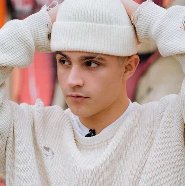 Элина Рахимова портит жизнь Никите Гуранда