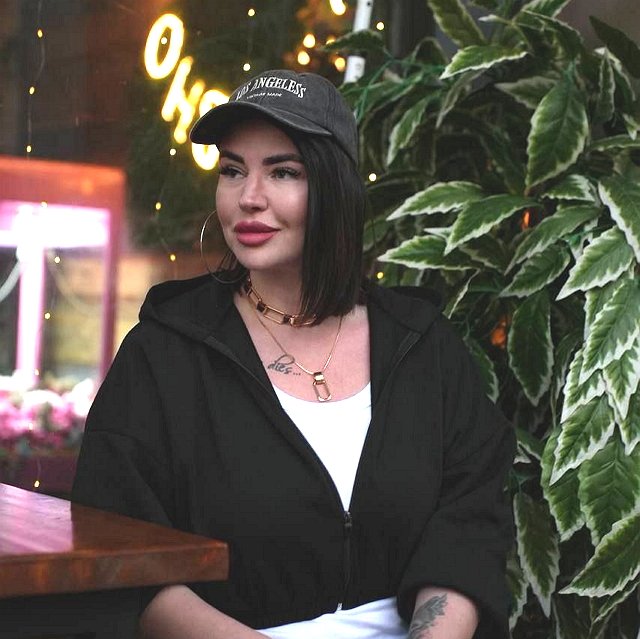 Александре Черно подарили пластическую операцию