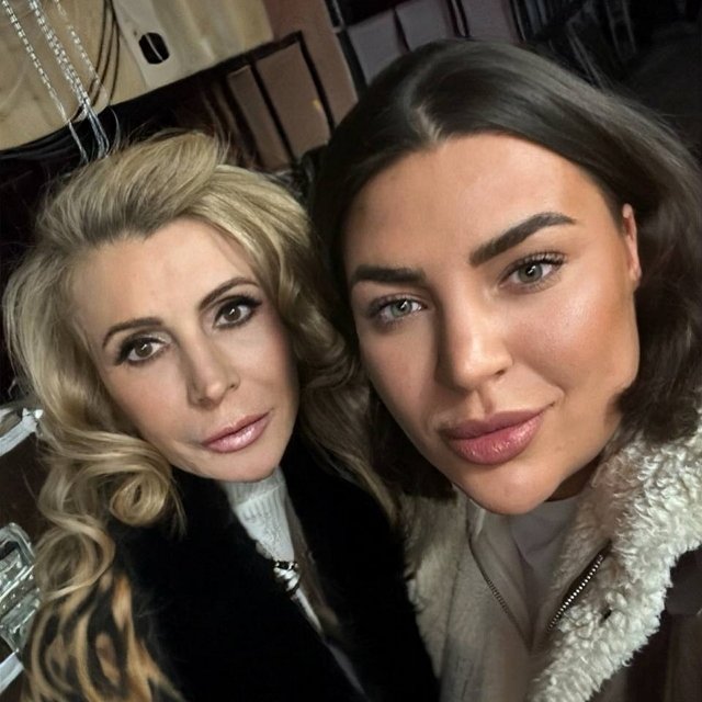 Хейтер Черно Наталья «ДС» познакомилась с Ириной Агибаловой