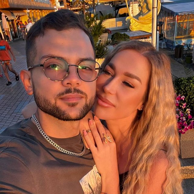 Ермакова вынуждена обратиться за помощью к подругам