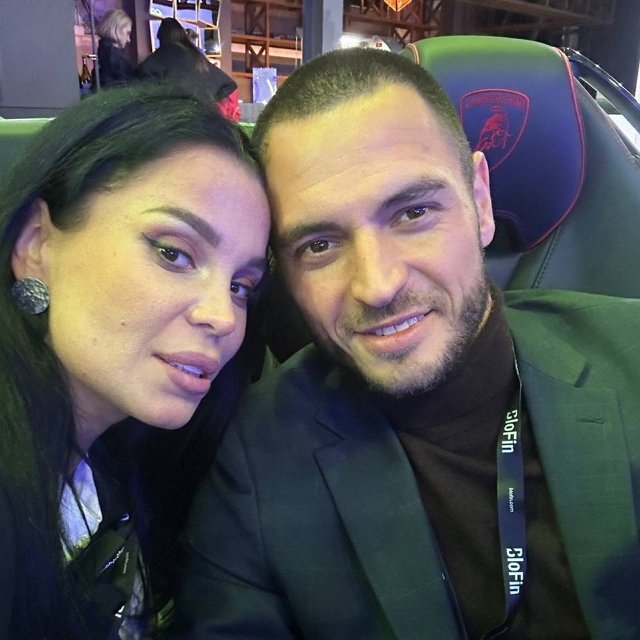 Константин Волгин бросил Юлию Колисниченко? Константин Волгин бросил Юлию Колисниченко?