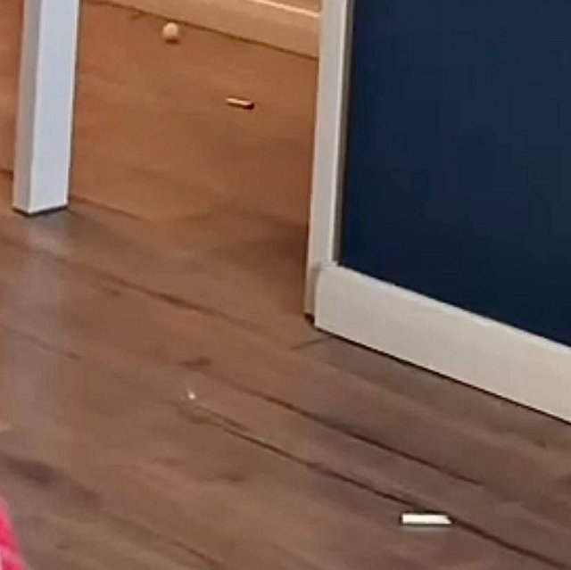 Александра Черно опровергла слухи о закрытии караоке-бара в Митино Александра Черно опровергла слухи о закрытии караоке-бара в Митино