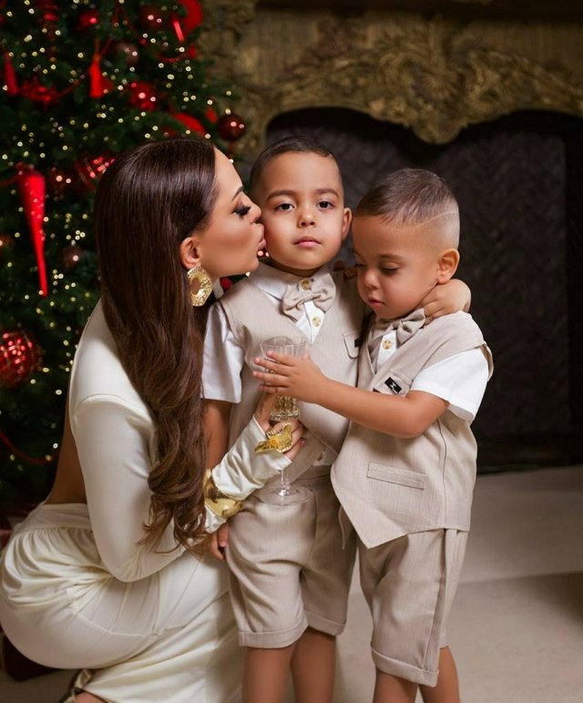 Юлия Ефременкова: Ничего - это тоже подарок Юлия Ефременкова: Ничего - это тоже подарок