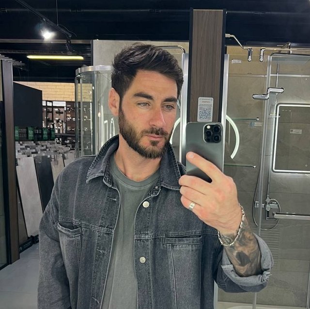 Тигран Салибеков вновь решил открыть массажный салон?