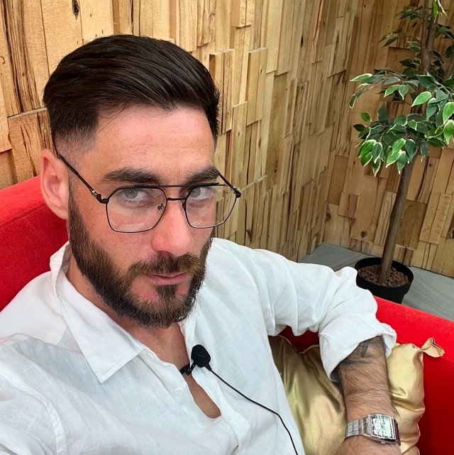 Салибеков попрекает «халявной колбасой» Амина Соколовского