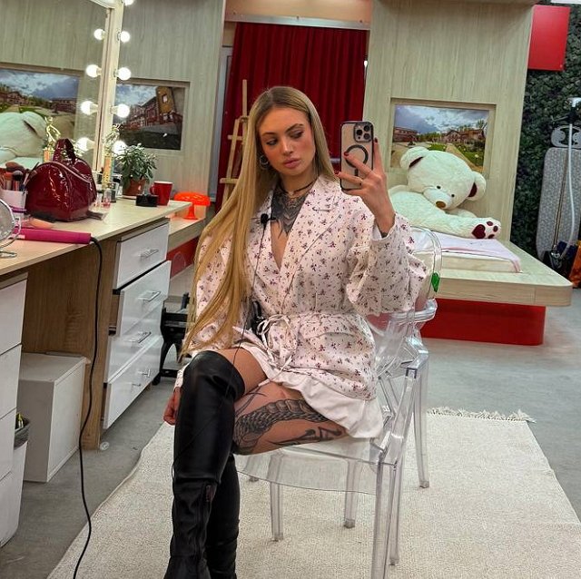 Светлана Прель презирает матерей, которые выбираю мужчину, а не детей Светлана Прель презирает матерей, которые выбираю мужчину, а не детей