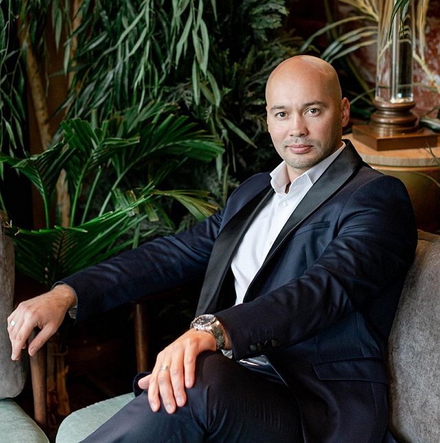 Андрей Черкасов портит жизнь одиночкам телестройки