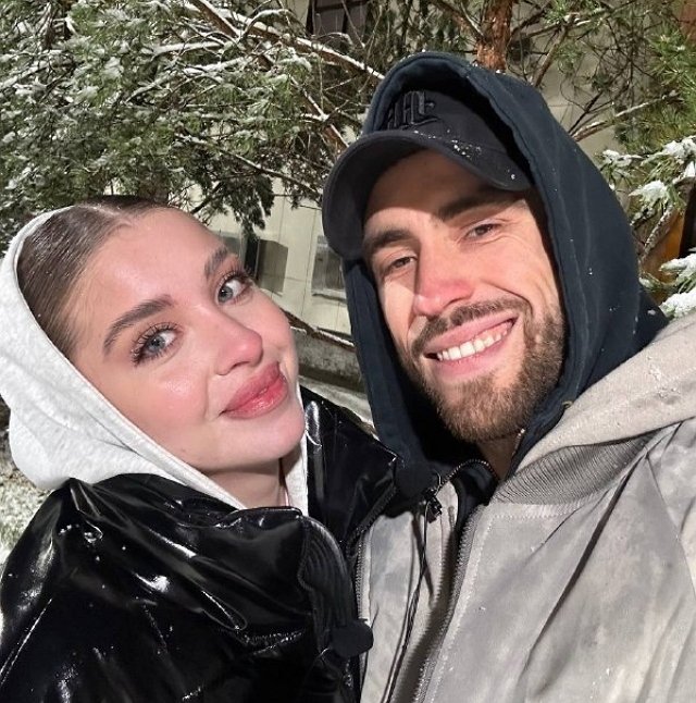 Ольга Орлова пытается помирить Квашникову и Григорьева Ольга Орлова пытается помирить Квашникову и Григорьева