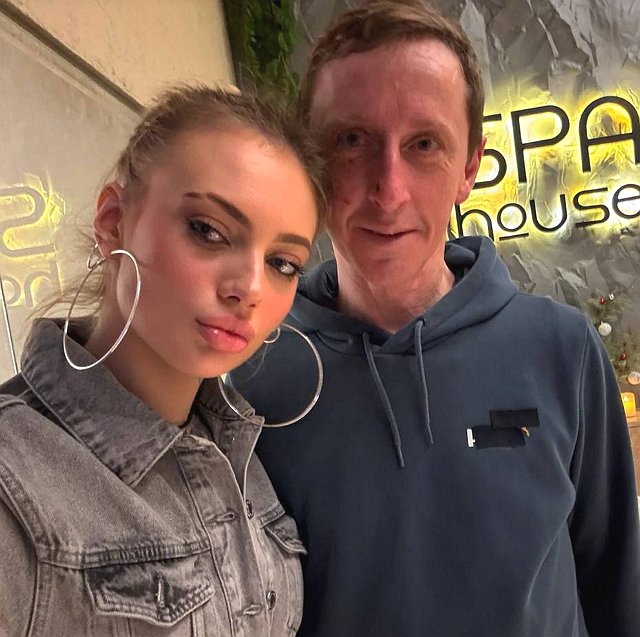 Вероника Гракович издевается над своей пожилой свекровью Вероника Гракович издевается над своей пожилой свекровью