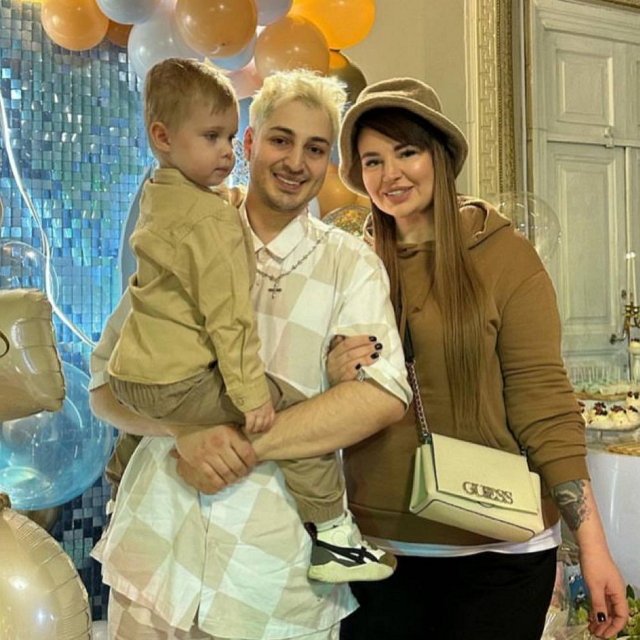 Оганесян и Черно попали в зависимость от стримов и баттлов Оганесян и Черно попали в зависимость от стримов и баттлов