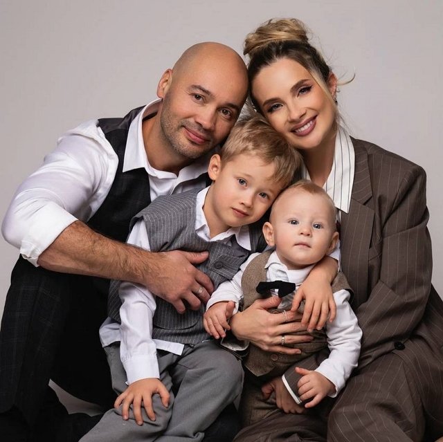 Андрей Черкасов заговорил о третьем ребёнке