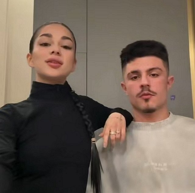 Никита Гуранда продолжает видеться с Анной Денисовой