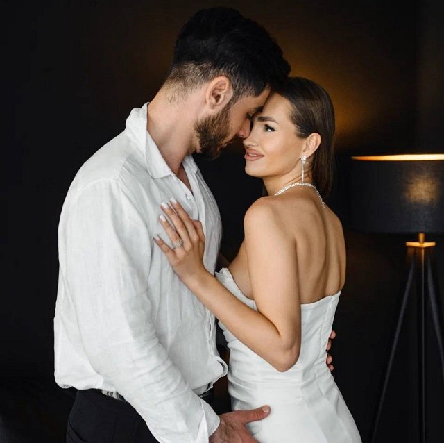 Виктория Салбекова отказывается устраивать мужу свидания