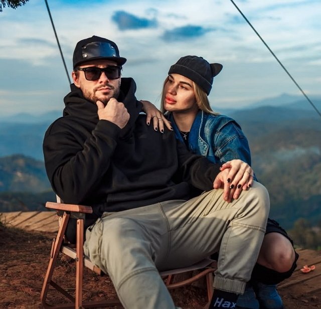 Супруги Ромашовы в ужасе от цен и антисанитарии в Лаосе