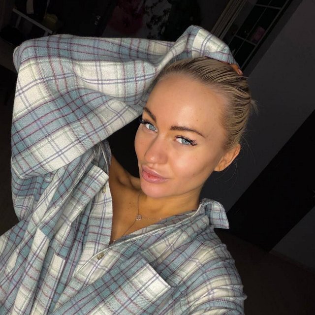 Никита Гуранда задумал соблазнить Элину Рахимову?