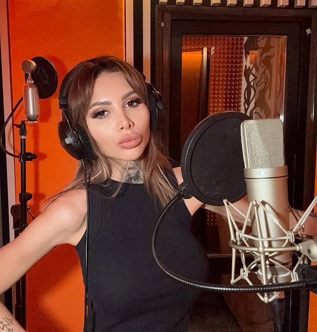 Клавдия Безверхова: Между нами ничего нет и не было