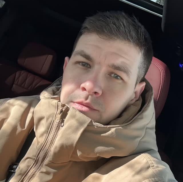 Дмитрий Дмитренко приглашает подписчиков на «Свидание с продюсером»