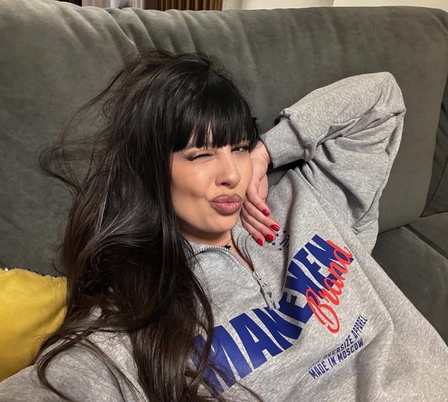 Нелли Ермолаева: Я красивая, но не умею плакать