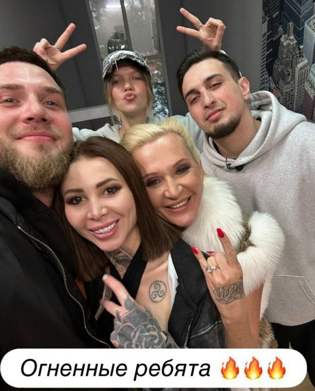 На поляну к новой паре Дома-2 приезжал сексолог