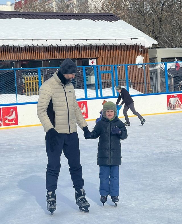 Антонина Тодерика: Девочки, поздравляю вас с весной!