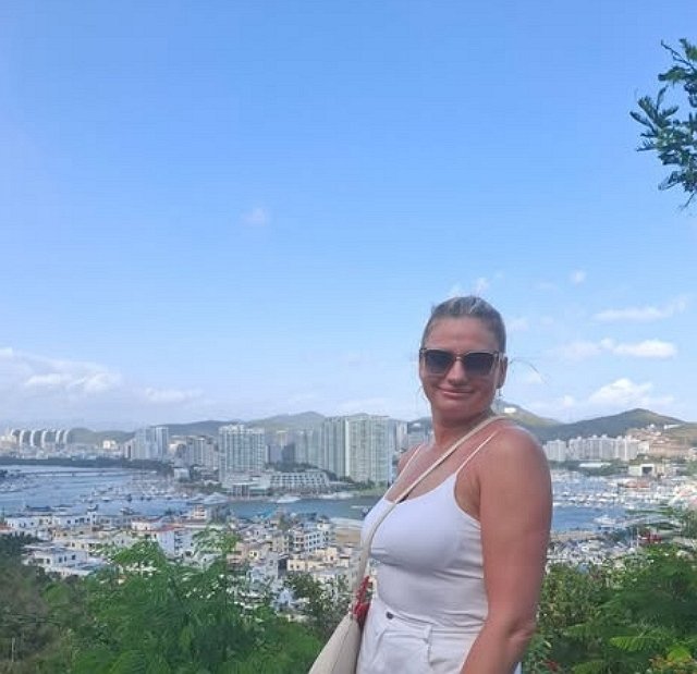 Никита Гуранда провёл ночь с новой подругой