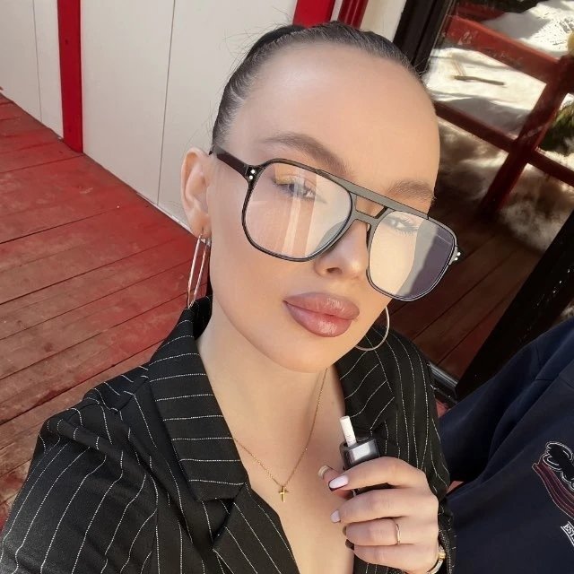 Карина Тетуева продолжает терпеть неадекватного Асланова