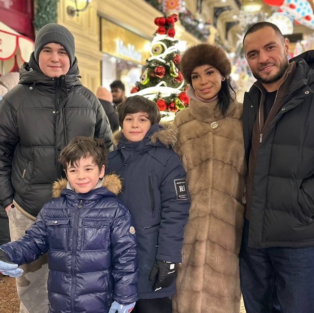 Юлия Колисниченко: Я воспитываю их в духе экзистенциализма