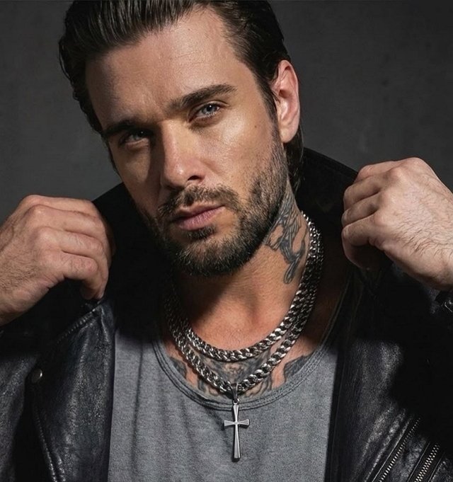 Евгений Ромашов: Ловушка «самозванца»