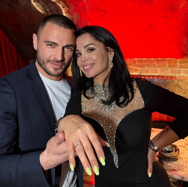 Константин Волгин сделал предложение Юлии Колисниченко