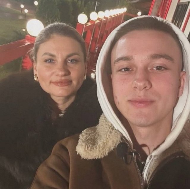 Артём Гавришов взял перерыв в отношениях с Примадонной Артём Гавришов взял перерыв в отношениях с Примадонной