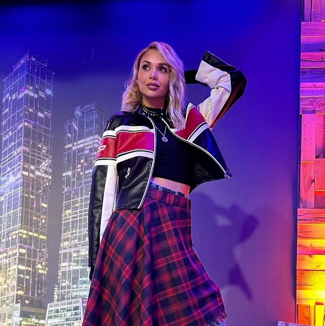 Елена Тепловодская: Настя зовёт меня на Пхукет