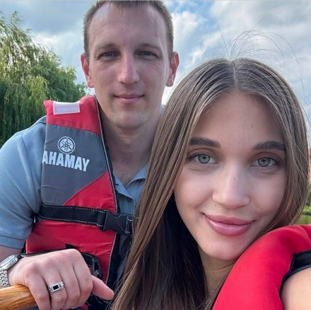 Алексей Ванин продолжает приятно удивлять Настю Ситникову