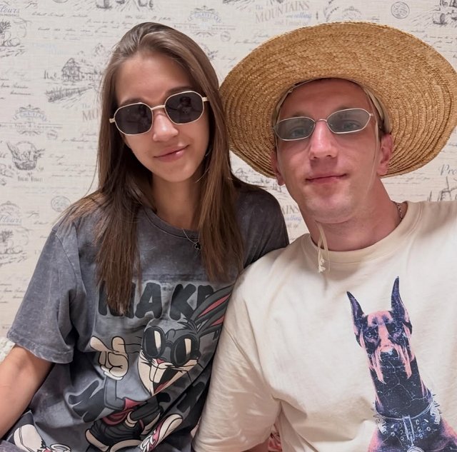 Алексей Ванин и Настя Ситникова мечтают побывать в Китае Алексей Ванин и Настя Ситникова мечтают побывать в Китае