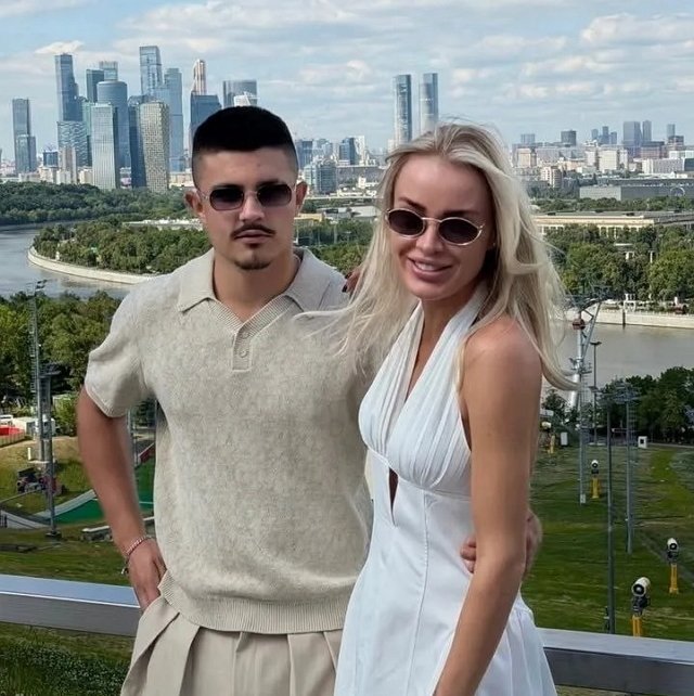 Светлана Прель пригласила на радио Кристину Лясковец Светлана Прель пригласила на радио Кристину Лясковец