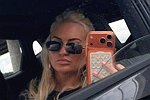 Элина Рахимова побывала в гостях у своей бабушки