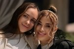 Настя Ромашова провела время в компании Виктории Бахаревой