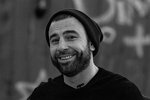 Алексей Адеев прибрался в комнате Элины Рахимовой