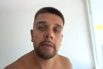 Дмитрий Мещеряков обустраивает своё новое жильё