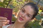 Анна Самонина: Месяц ожидания и паспорт готов