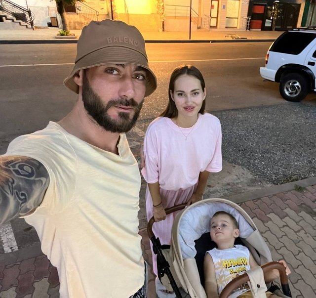 Салибекова жалуется на трудную жизнь за периметром Салибекова жалуется на трудную жизнь за периметром