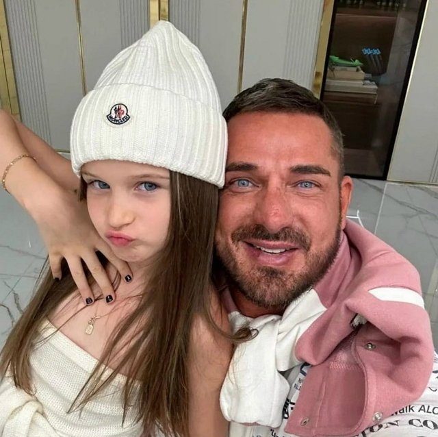Курбан Омаров: Задача родителей - направлять и защищать Курбан Омаров: Задача родителей - направлять и защищать